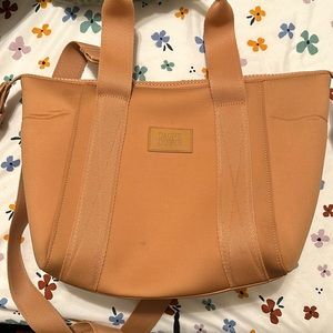 Dagne dover Landon caryall bag in small
